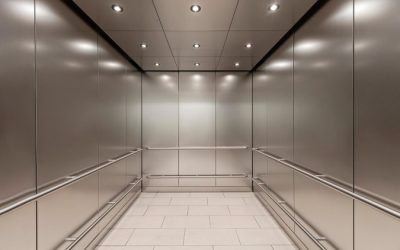 EN MI COMUNIDAD CONTRATAMOS LA INSTALACIÓN DE UN ASCENSOR DE 8 PLAZAS y NOS HAN INSTALADO UNO DE 6 PLAZAS ¿PODEMOS RECLAMAR?